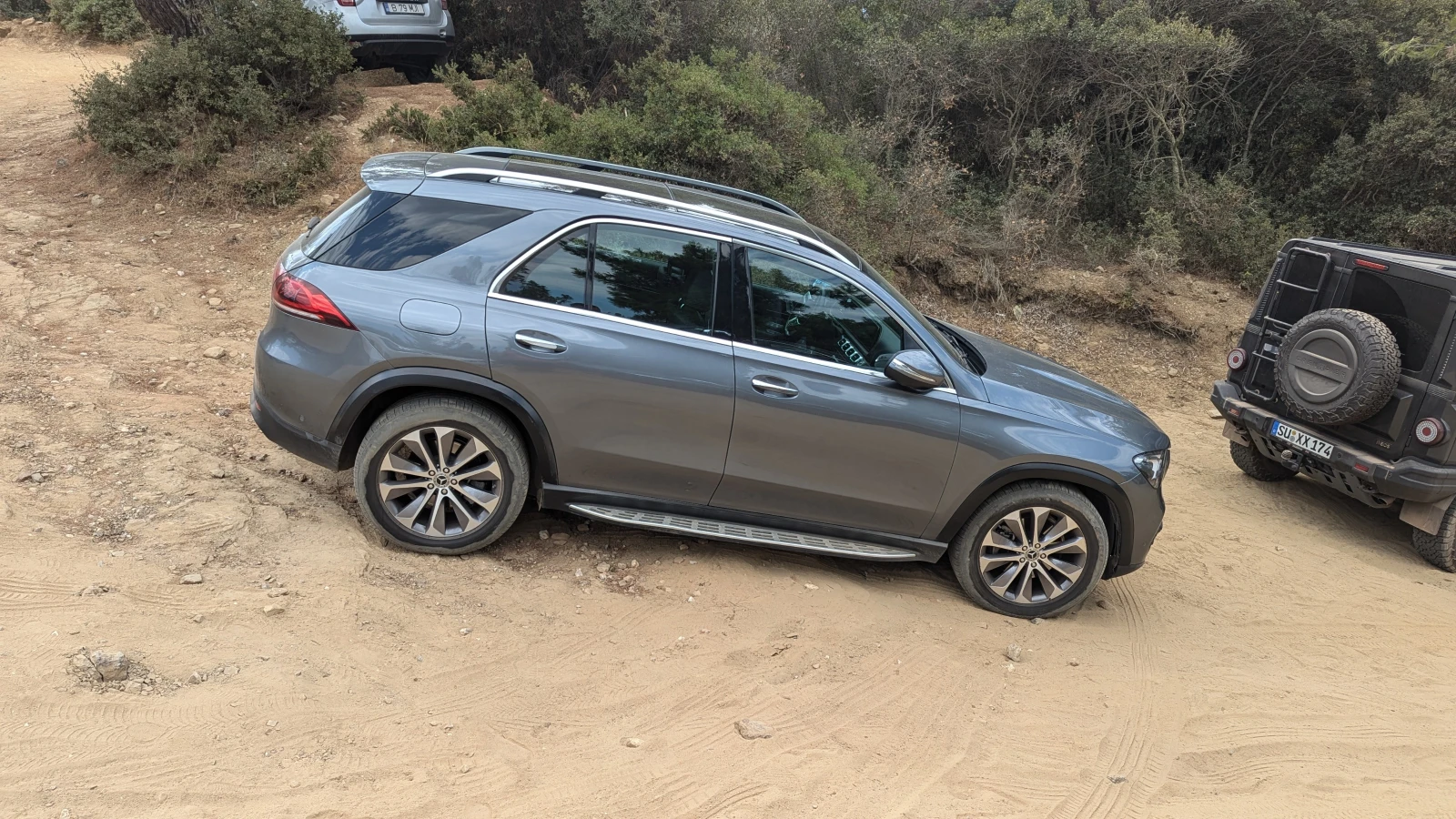 Mercedes-Benz GLE 300  - изображение 9