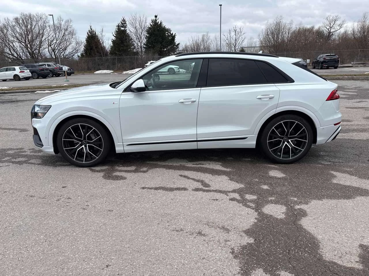 Audi Q8 * Technik * CARFAX * ЦЕНА ДО БГ, снимка 2 - Автомобили и джипове - 53951165