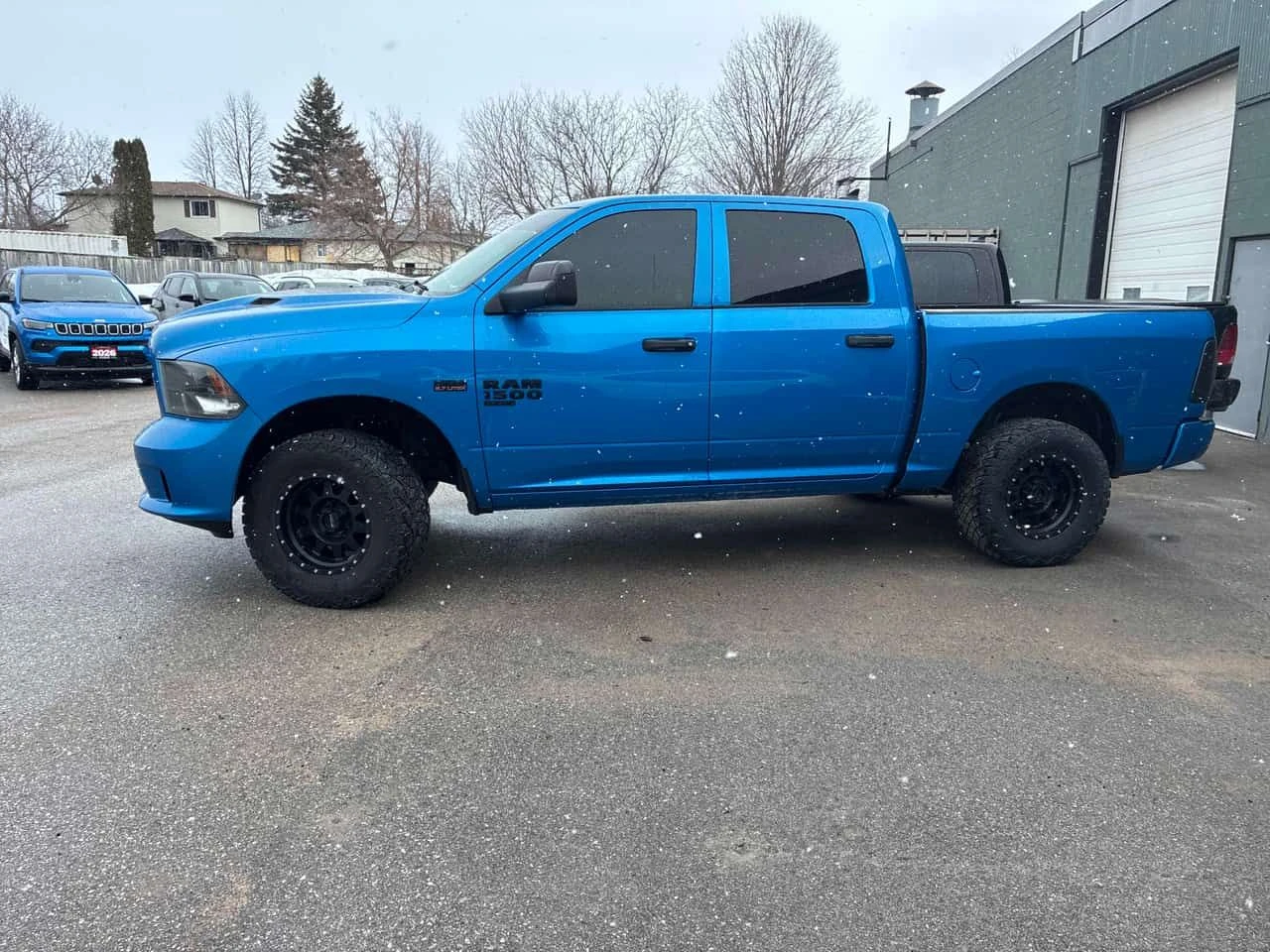 Dodge RAM 1500 * Express * CARFAX * КЛИП НА МОТОРА * , снимка 2 - Автомобили и джипове - 53958232