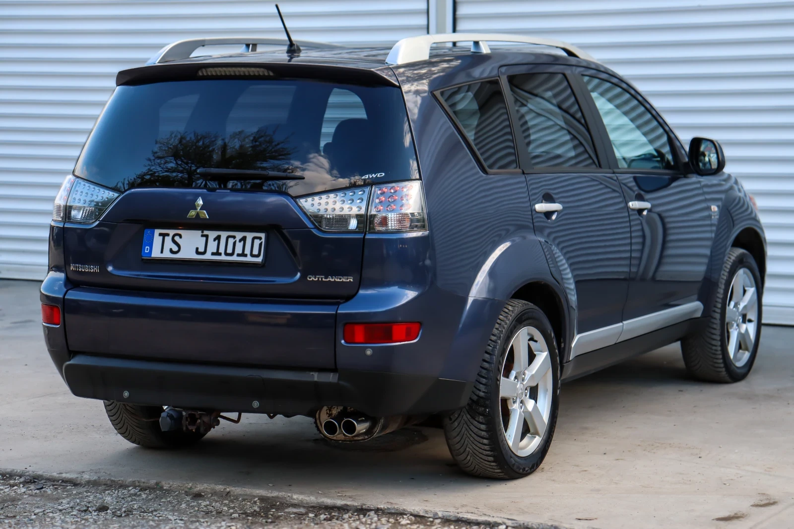 Mitsubishi Outlander 2.2D 7������ | Mobile.bg � ����������� 7
