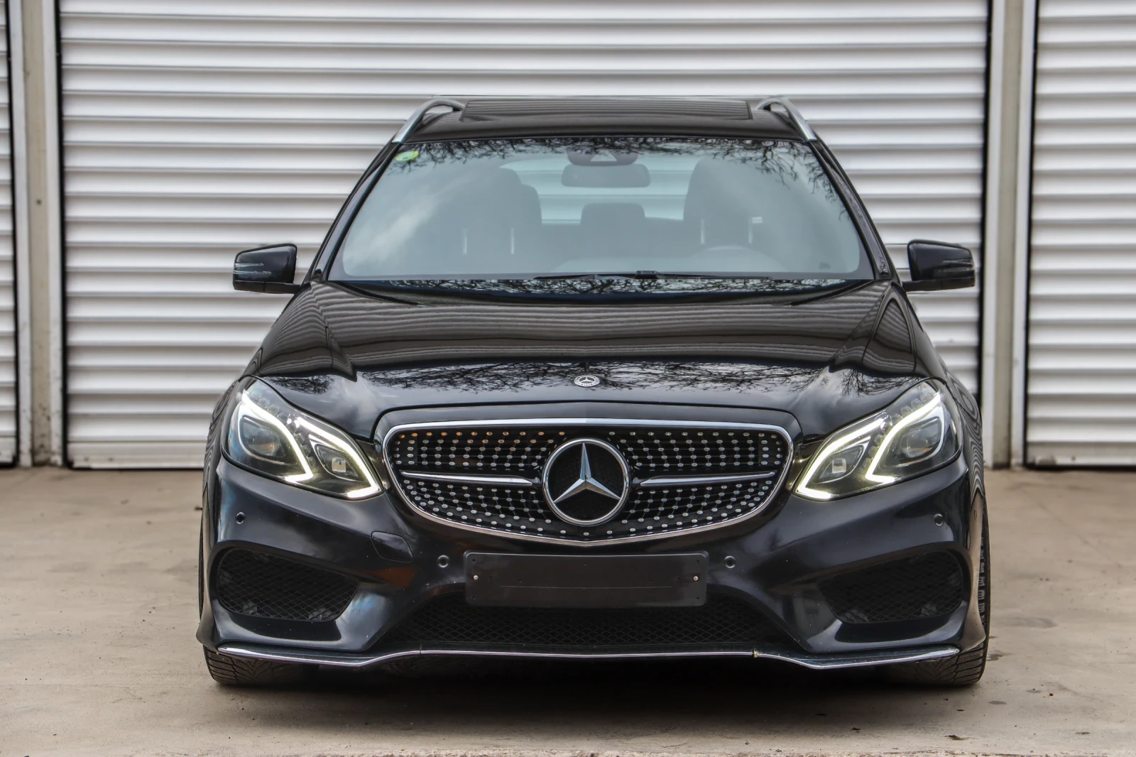 Mercedes-Benz E 350 d V6 9G AMG (E300), снимка 3 - Автомобили и джипове - 54390998