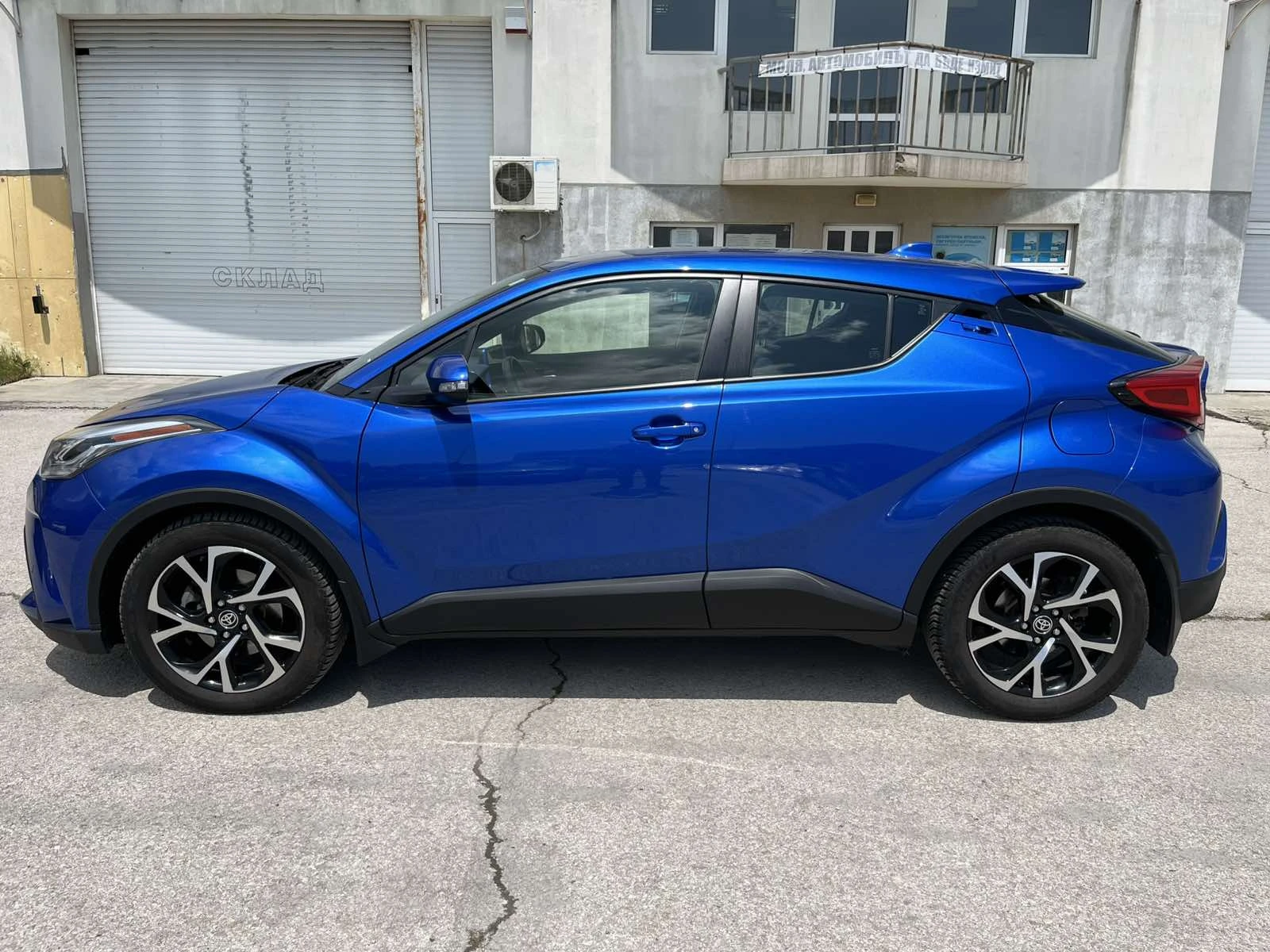 Toyota C-HR, снимка 2 - Автомобили и джипове - 54747159
