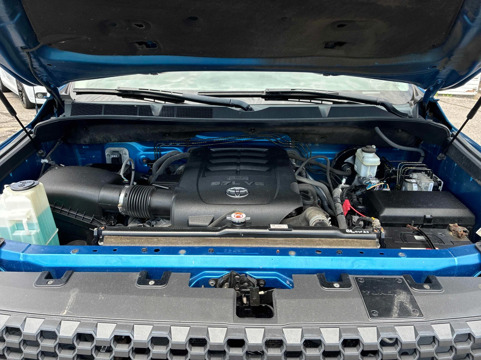 Toyota Tundra 5.7* SR* 4x4, снимка 6 - Автомобили и джипове - 54807364