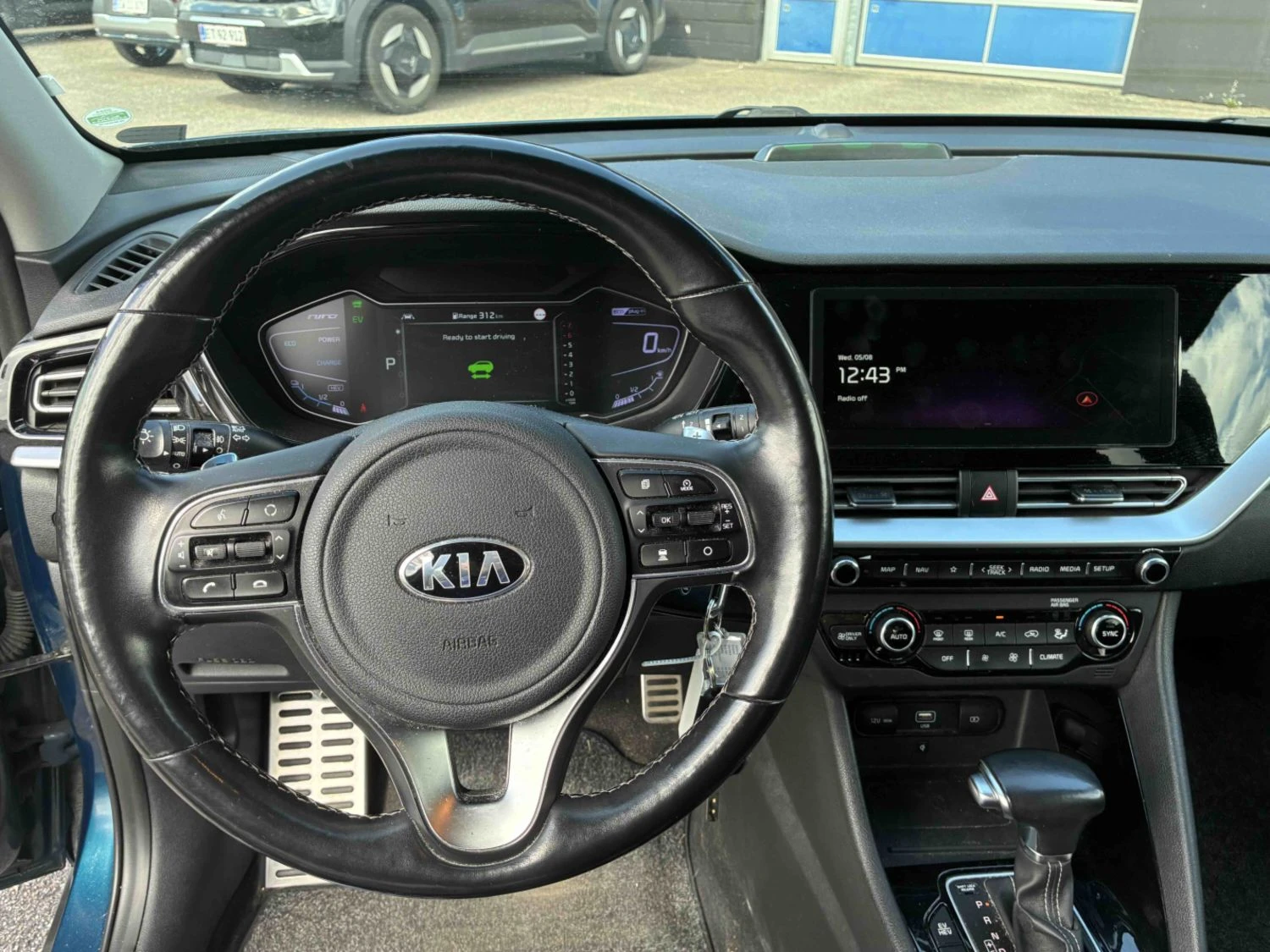 Kia Niro 1.6 hybrid, снимка 8 - Автомобили и джипове - 55623970