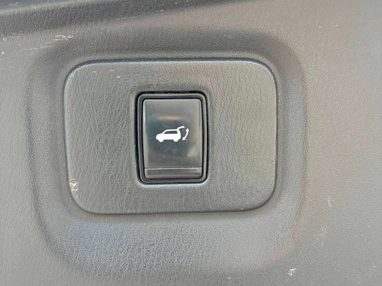 Nissan Pathfinder 4x4| PANO| 360| 2 КЛЮЧА| , снимка 17 - Автомобили и джипове - 55638752