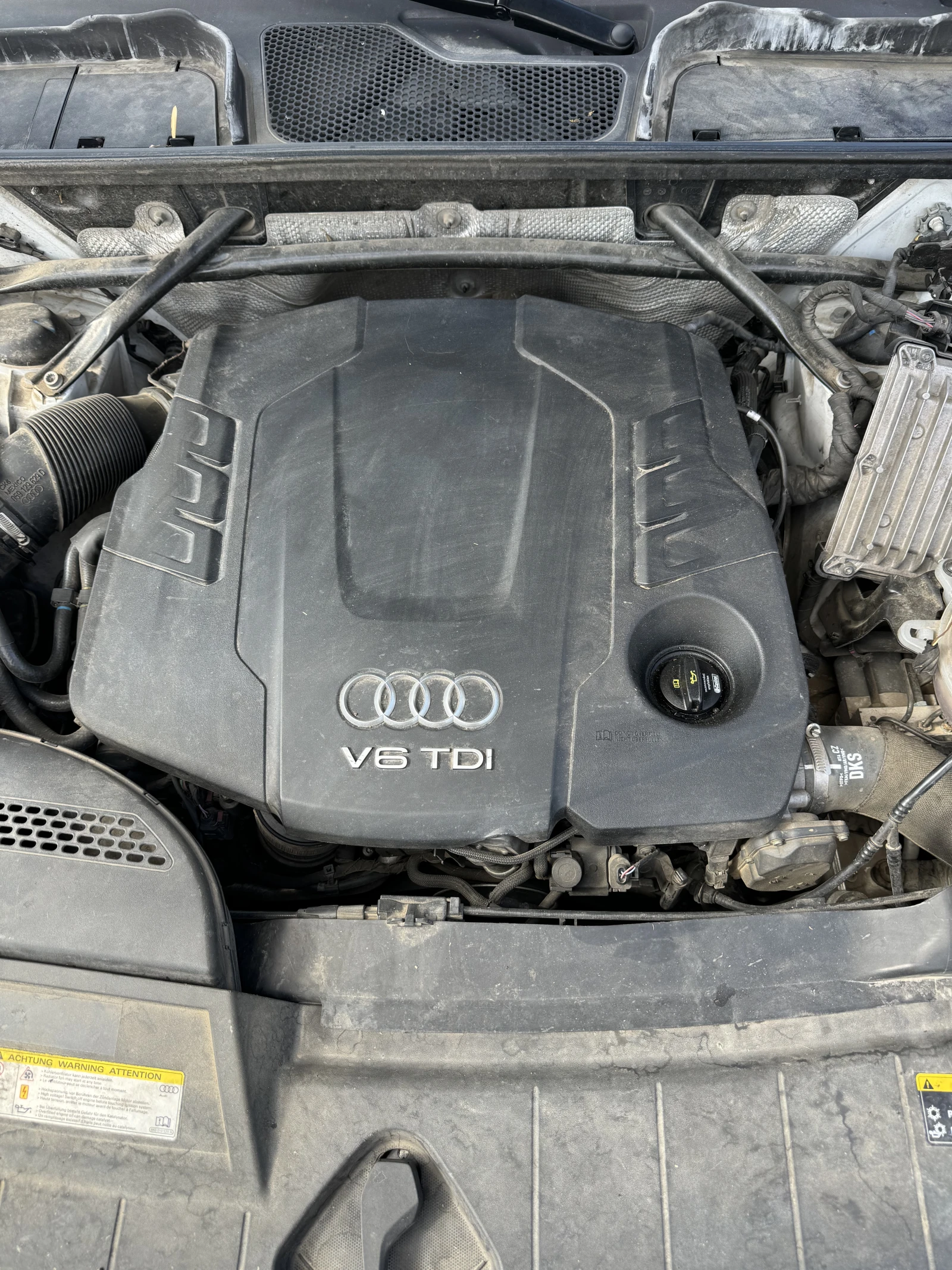 Audi Q5, снимка 13 - Автомобили и джипове - 55665659