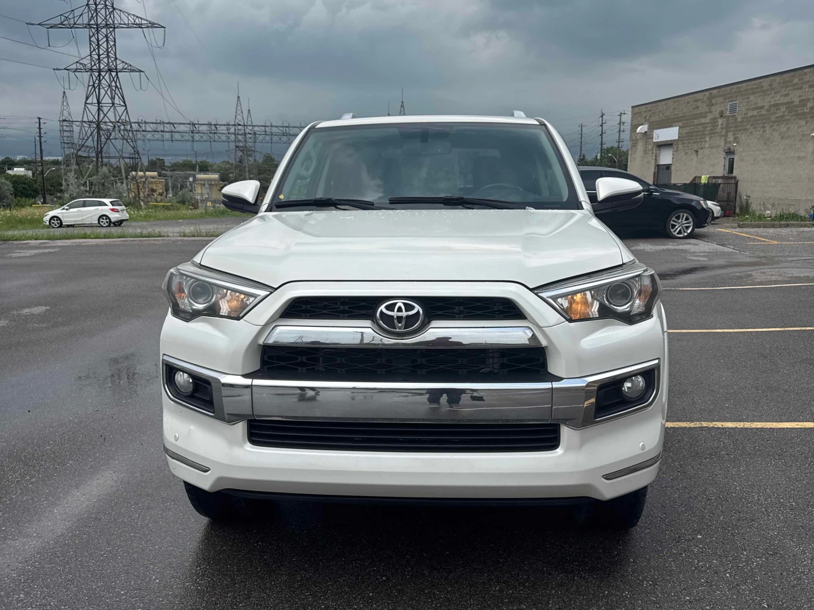 Toyota 4runner * 4WD 4dr V6 SR5 * CARFAX * БЕЗ ПЪРВОНАЧАЛНА ВНОСК, снимка 6 - Автомобили и джипове - 56089952