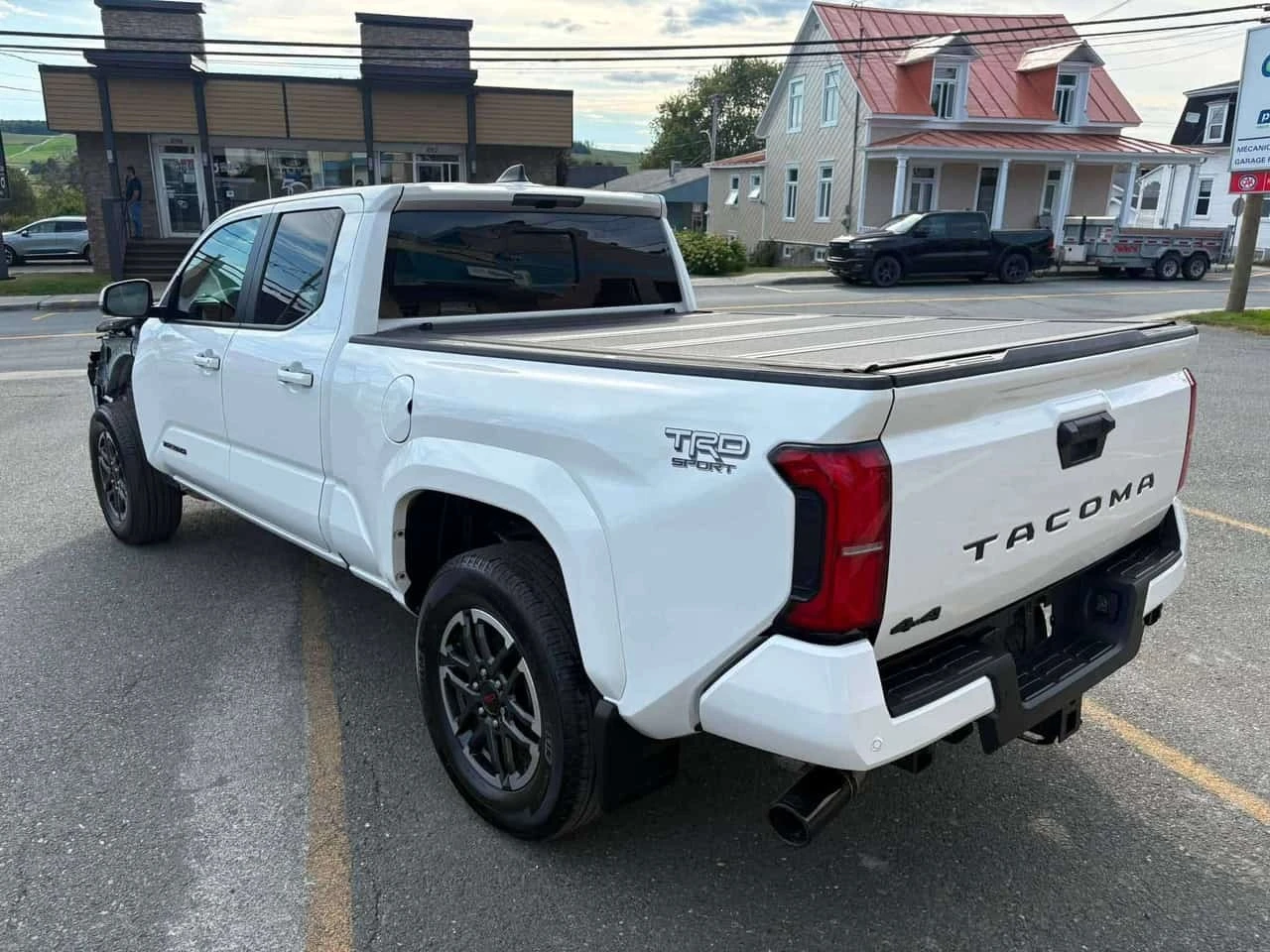 Toyota Tacoma * TRD SPORT+ * CARFAX *  | Mobile.bg � ����������� 4