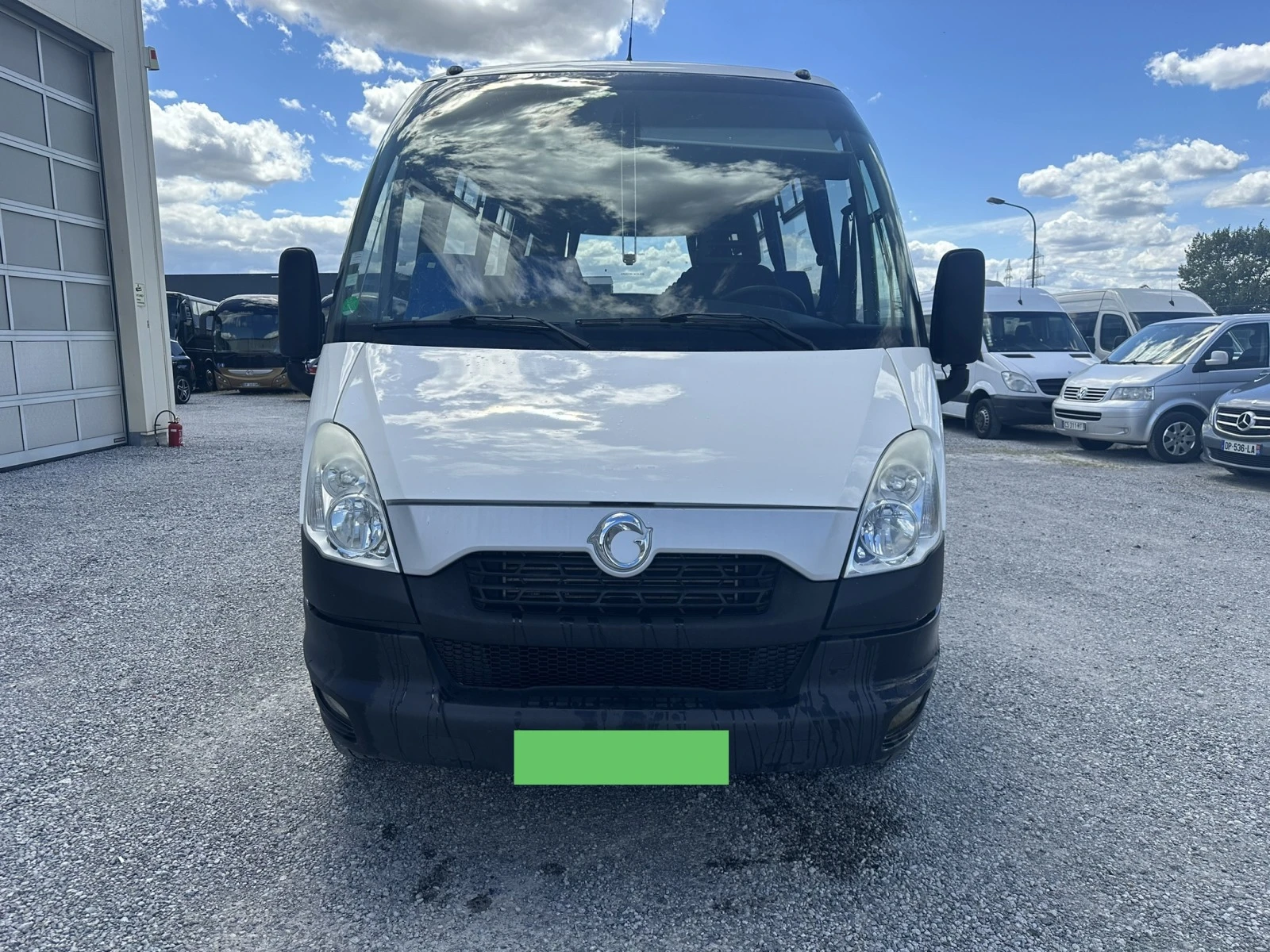 Iveco Daily Wing 34 седалки - изображение 3