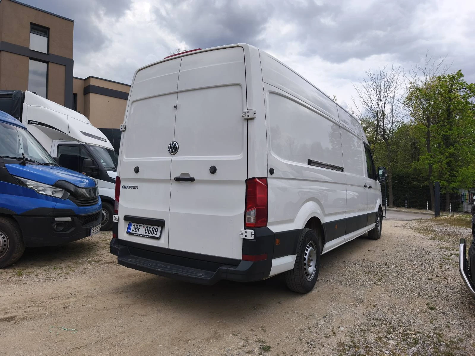 VW Crafter ДЪЛГА БАЗА//ЛИЗИНГ, снимка 5 - Бусове и автобуси - 54359342