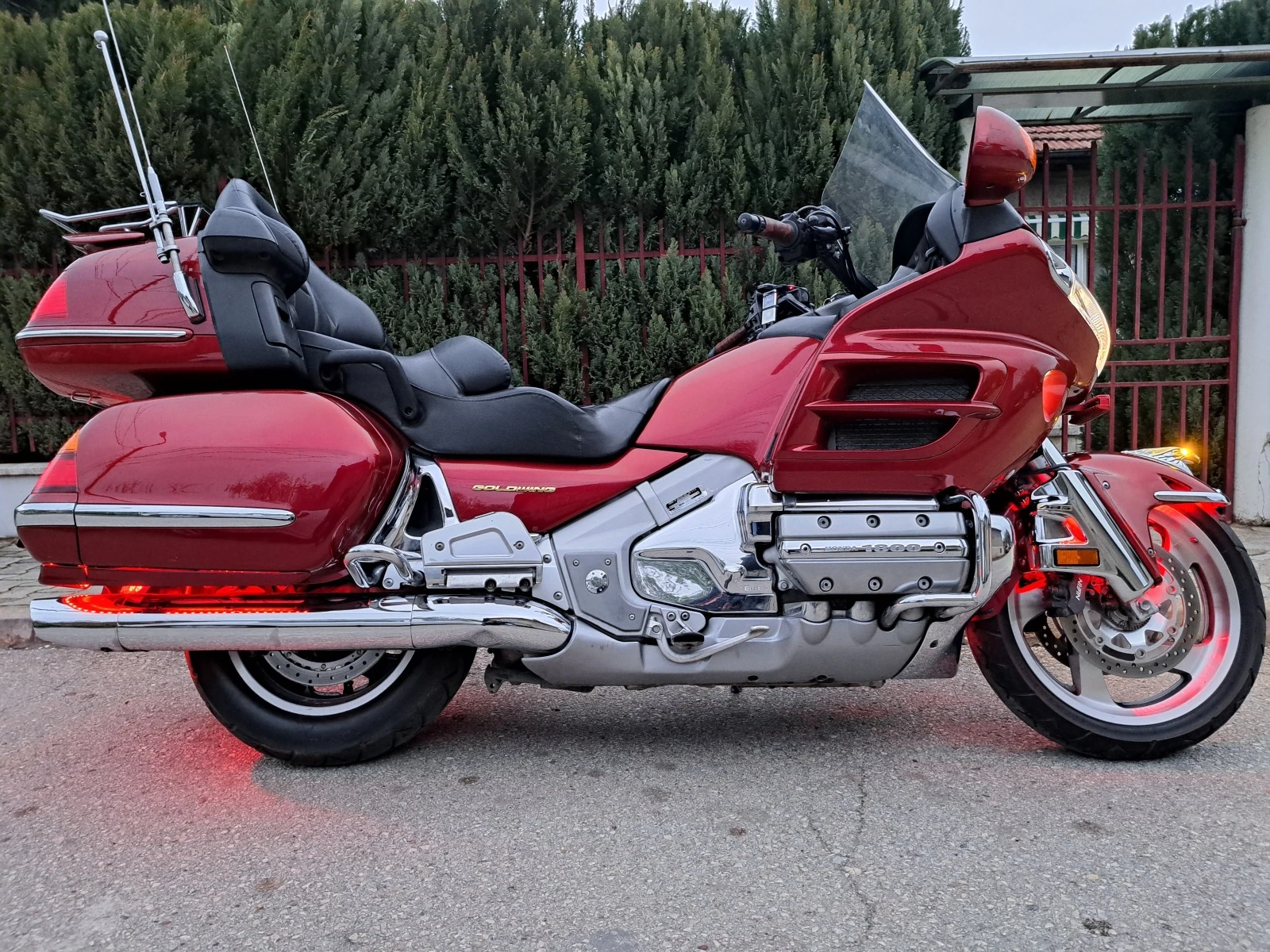 Honda Gold Wing 1800 - изображение 3