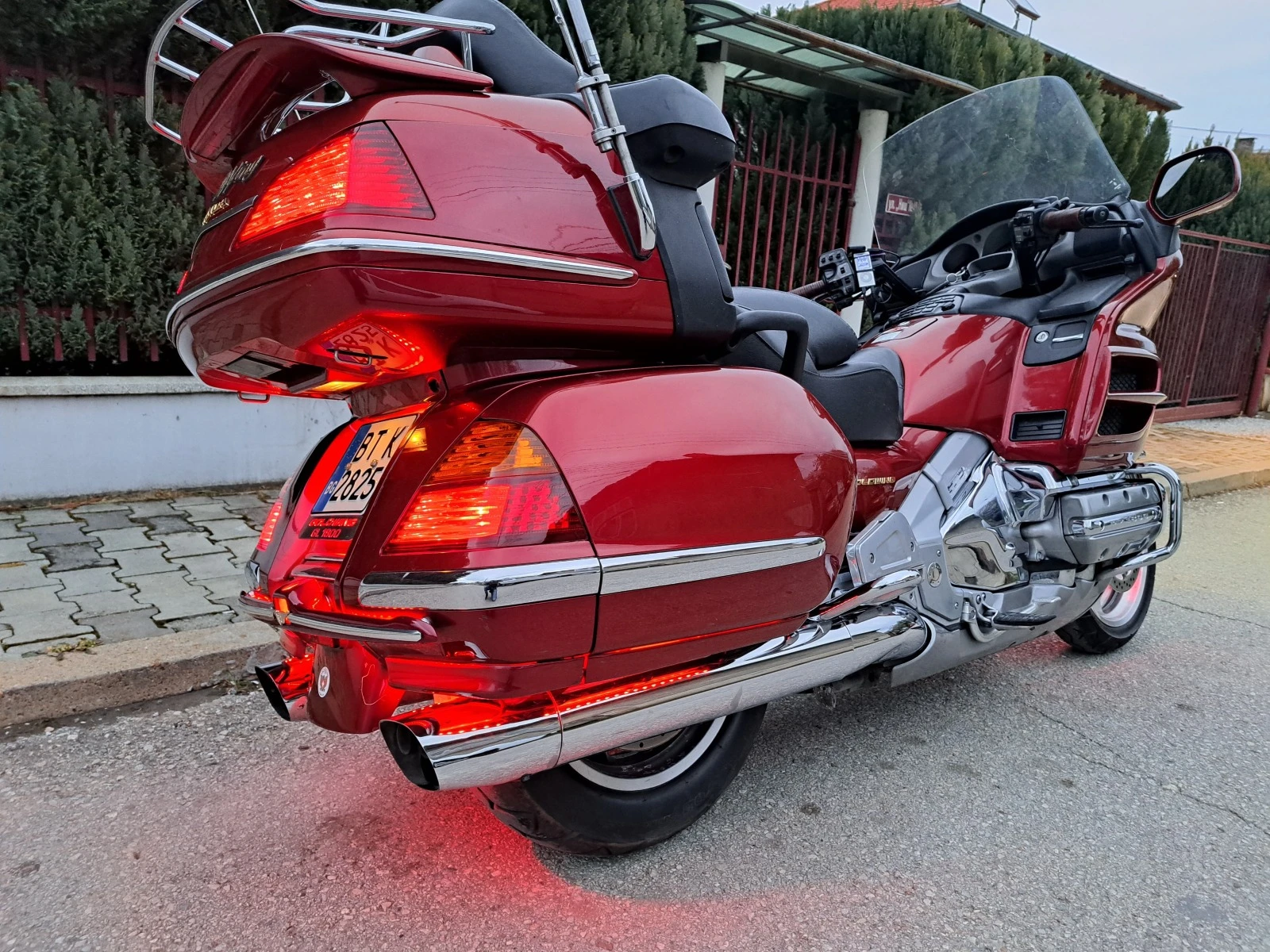 Honda Gold Wing 1800 - изображение 5