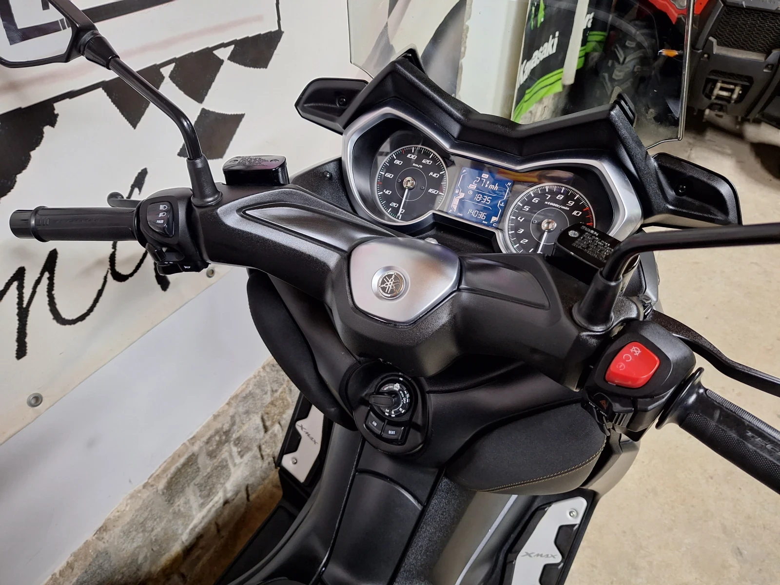 Yamaha X-max 2 броя / 300cc & 125cc - изображение 10