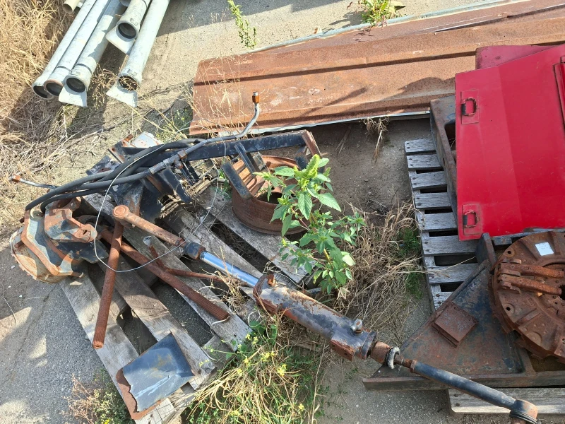 Трактор Ferguson 3680, снимка 6 - Селскостопанска техника - 52627851