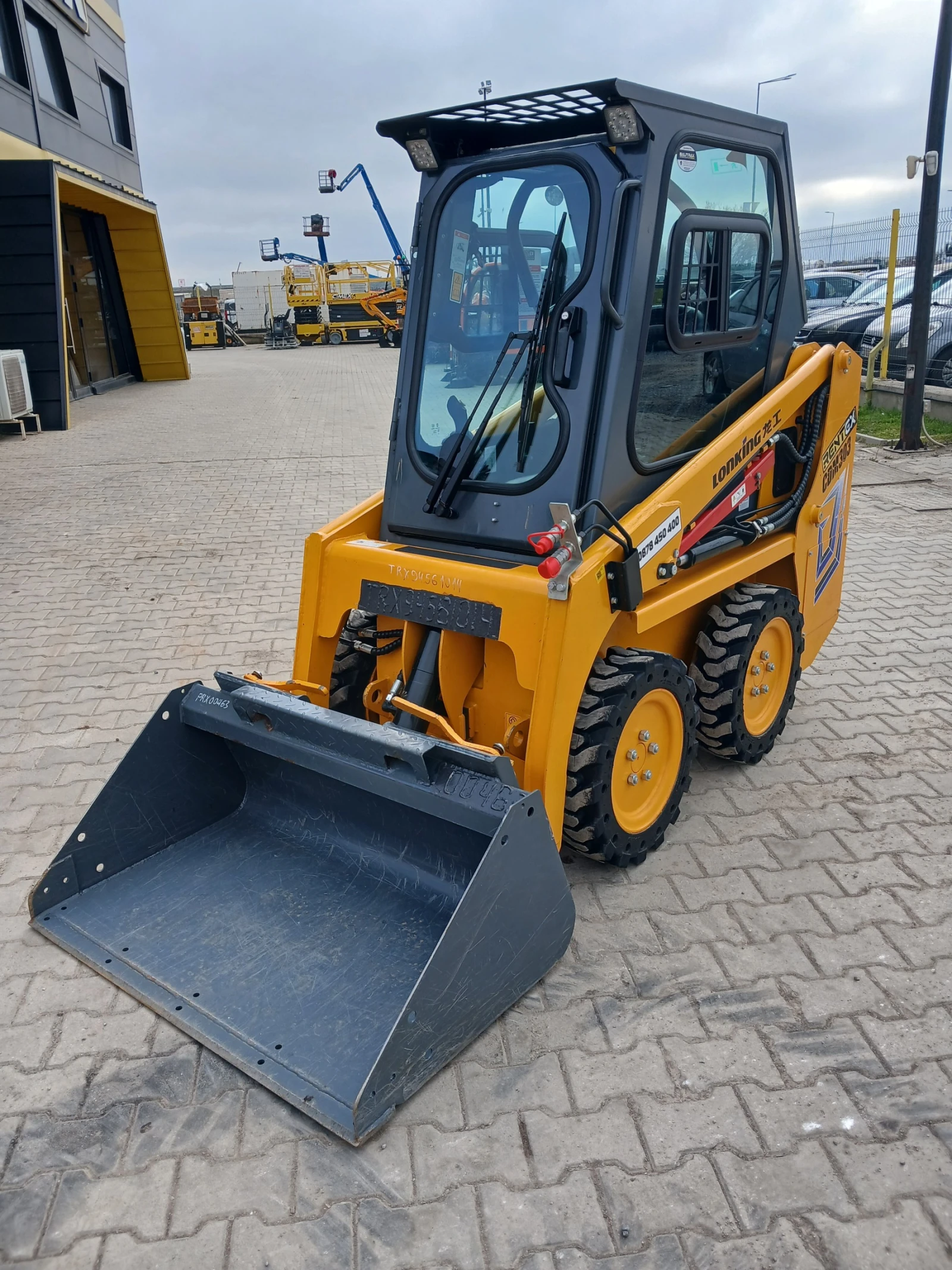 Мини челни товарачи Друга Lonking CDM 303, снимка 2 - Индустриална техника - 54105047