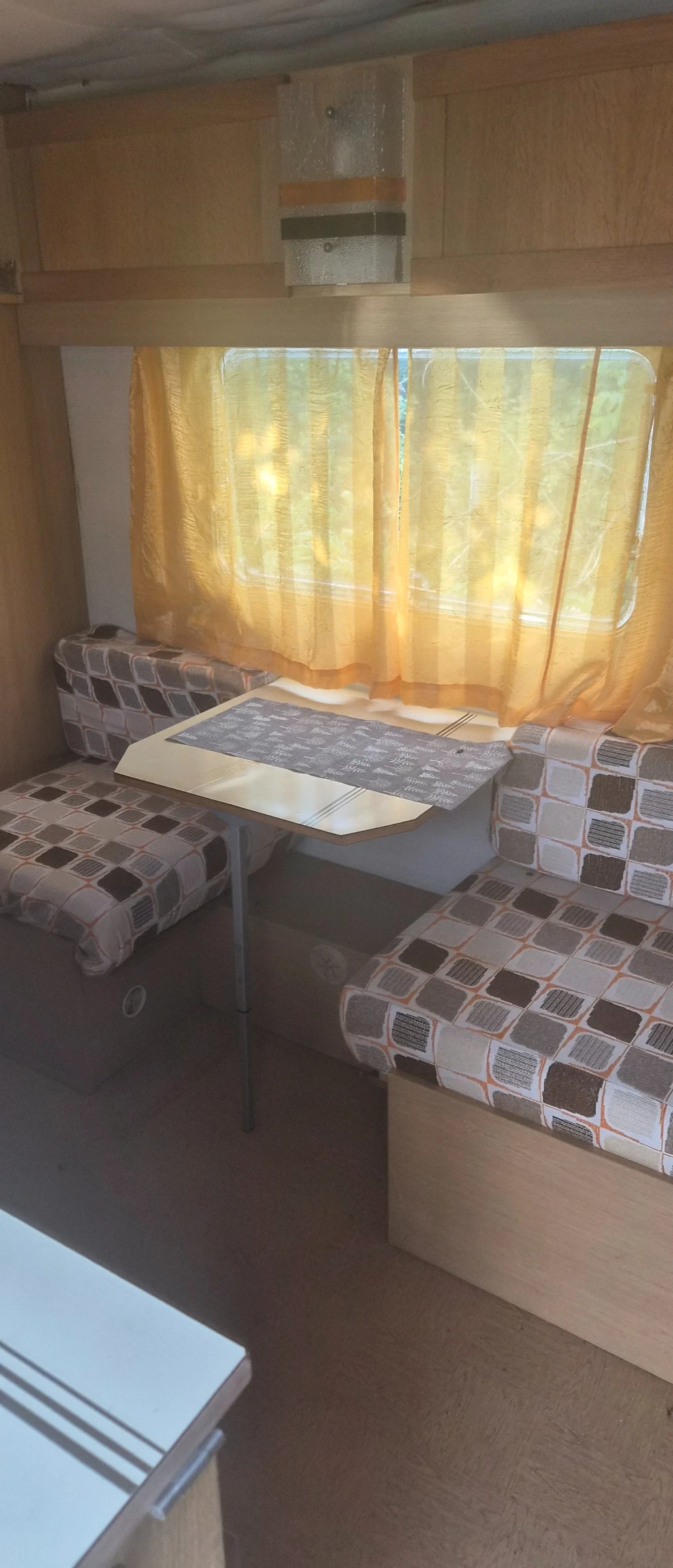 �������� Laika T52 | Mobile.bg � ����������� 4