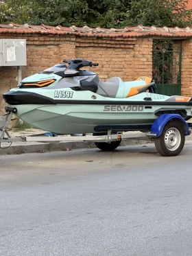 Джет Bombardier Sea Doo 230, снимка 1 - Воден транспорт - 47537604