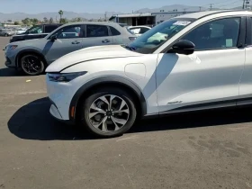 Ford Mustang Mach-E Select RWD, снимка 13