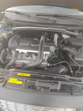 Volvo Xc70 2.4 T, снимка 9