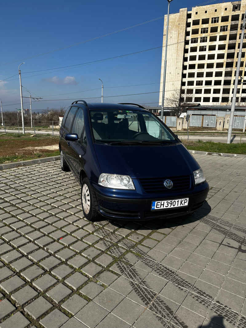 VW Sharan 1,8Т, снимка 1 - Автомобили и джипове - 44683325