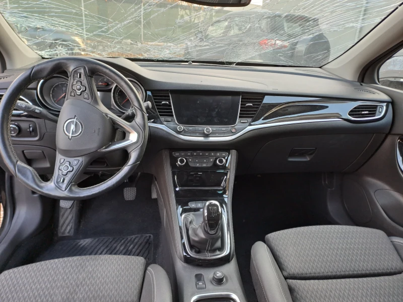 Opel Astra 1.4T.Бензин, снимка 10 - Автомобили и джипове - 48229863