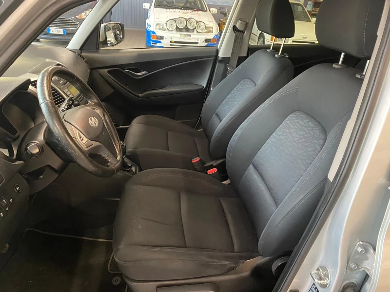 Hyundai Ix20, снимка 7 - Автомобили и джипове - 48350649