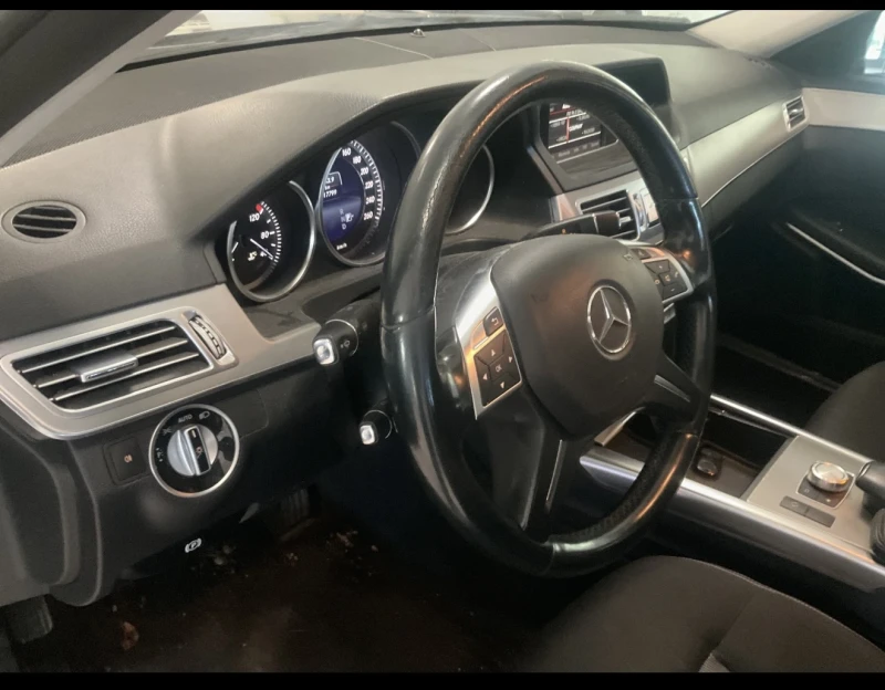 Mercedes-Benz E 200 CDI Blue efficiency , снимка 8 - Автомобили и джипове - 48735105