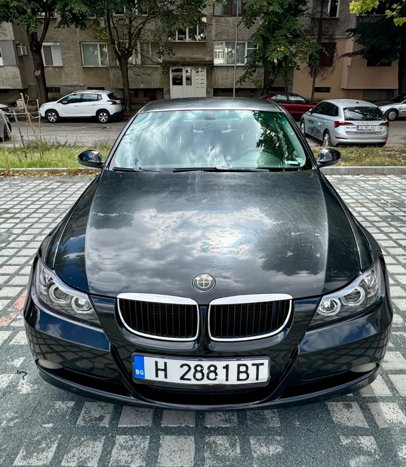 BMW 320 I, снимка 2 - Автомобили и джипове - 51778186