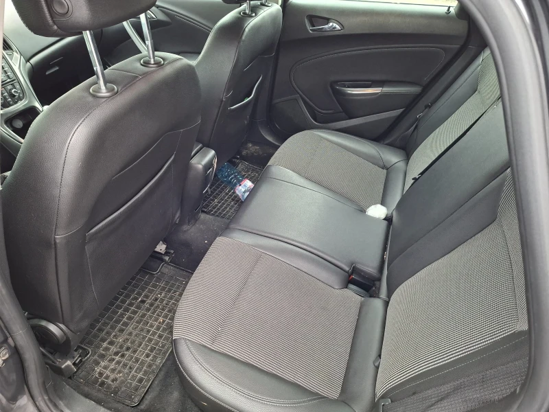 Opel Astra Opel Astra Sport Tourer, снимка 7 - Автомобили и джипове - 52340089