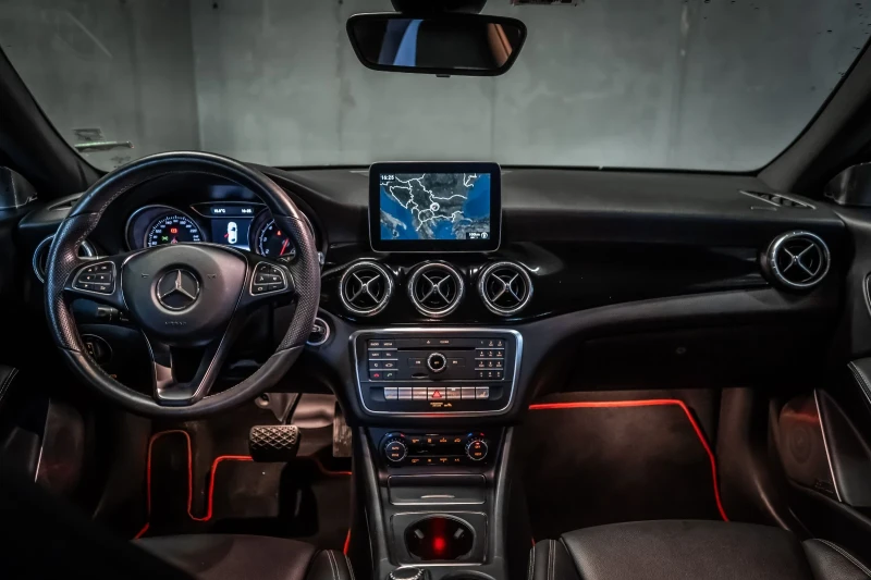 Mercedes-Benz CLA 250 4x4, Face, 2018, 90000km, снимка 9 - Автомобили и джипове - 52588158