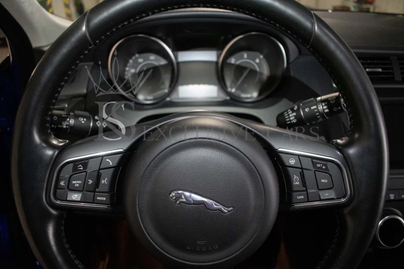 Jaguar E-pace S* AWD* NAVI* LED* CAM* 18'', снимка 11 - Автомобили и джипове - 52814759