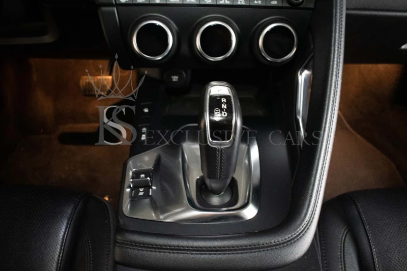 Jaguar E-pace S* AWD* NAVI* LED* CAM* 18'', снимка 16 - Автомобили и джипове - 52814759