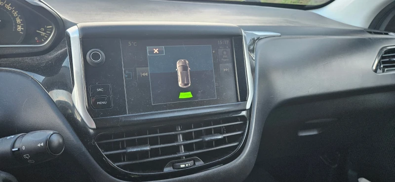 Peugeot 208 1.6 HDI, снимка 13 - Автомобили и джипове - 52913929