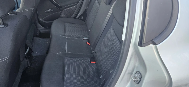 Peugeot 208 1.6 HDI, снимка 7 - Автомобили и джипове - 52913929