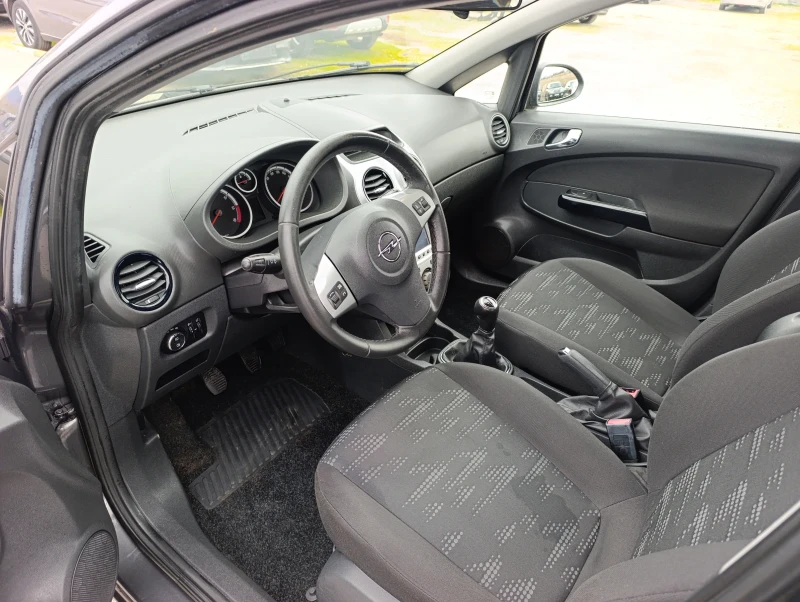 Opel Corsa 1.3cdti euro5, снимка 11 - Автомобили и джипове - 53025431