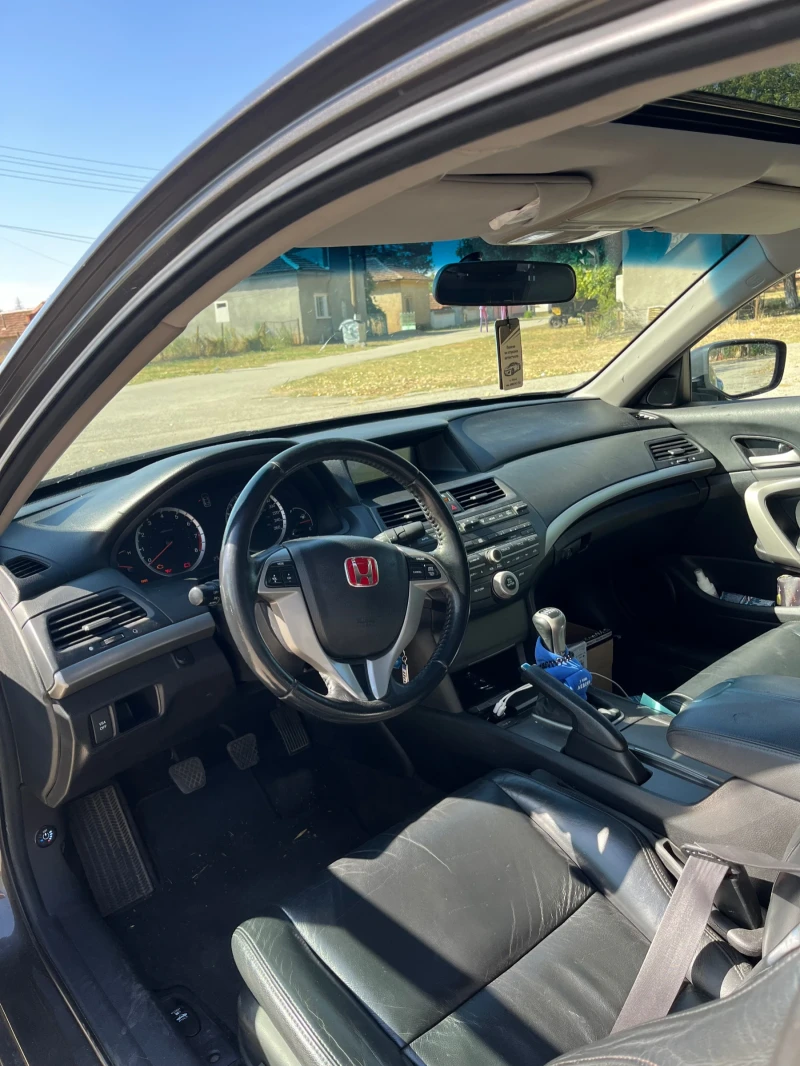 Honda Accord 3.5 Vtec , Manual, снимка 9 - Автомобили и джипове - 53295499