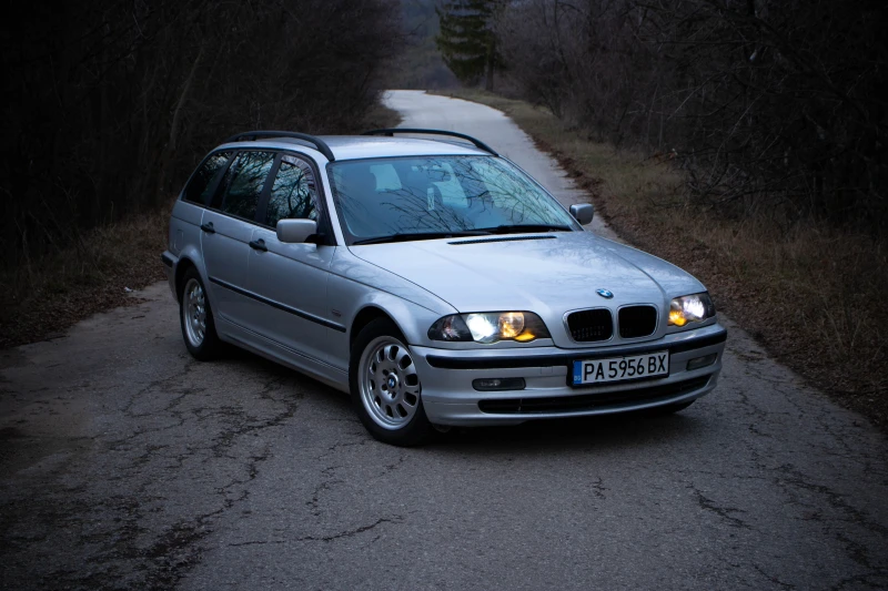 BMW 320