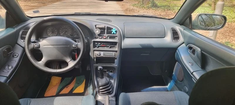 Mazda 323 1.5, снимка 10 - Автомобили и джипове - 42998484