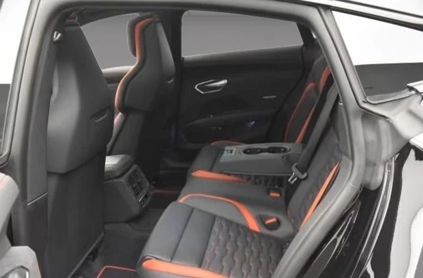 Audi E-Tron GT Quattro = Black Optics Plus = Гаранция - изображение 10