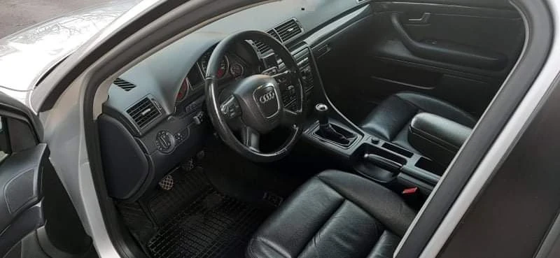 Audi A4 AUDI A4 B6  1.9TDI 131КС 6СКОРОСТИ, снимка 5 - Автомобили и джипове - 52930622