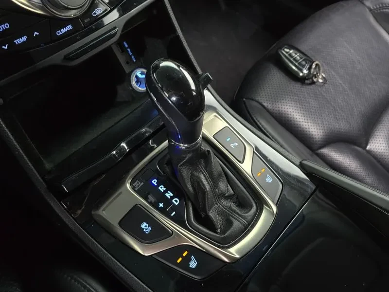 Hyundai Grandeur 2.4, снимка 9 - Автомобили и джипове - 54625785