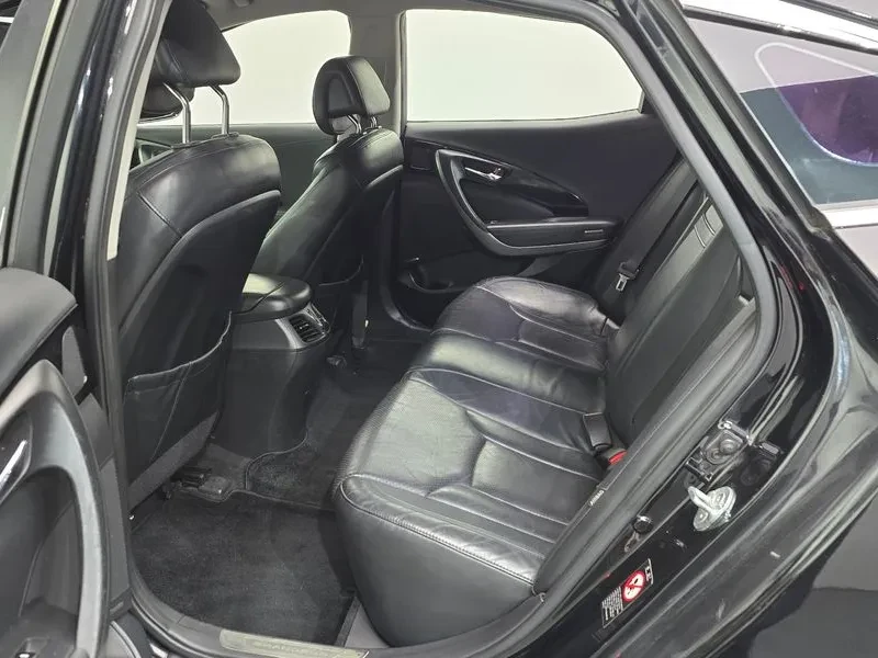 Hyundai Grandeur 2.4, снимка 12 - Автомобили и джипове - 54625785