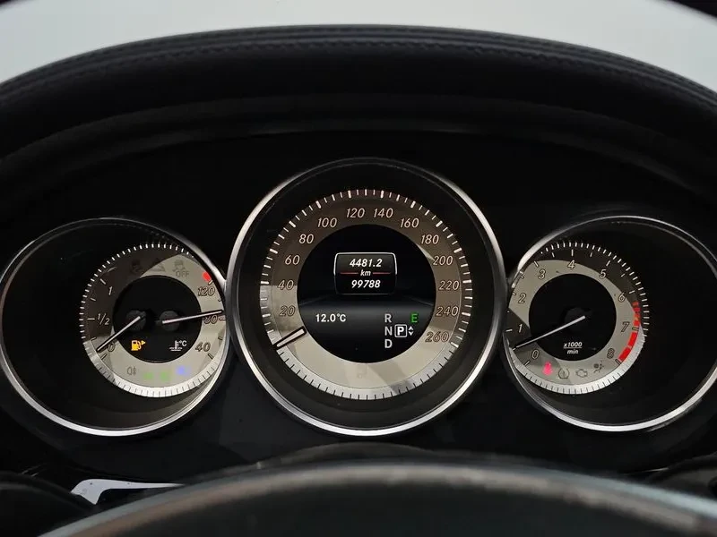 Mercedes-Benz CLS  W218 Cls400 Amg Line, снимка 8 - Автомобили и джипове - 55384556