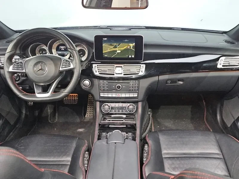 Mercedes-Benz CLS  W218 Cls400 Amg Line, снимка 7 - Автомобили и джипове - 55384556