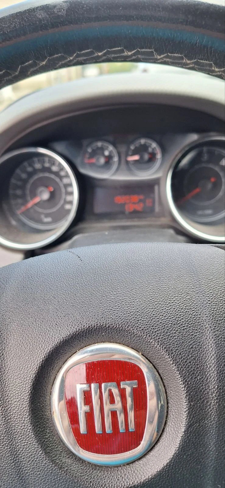 Fiat Bravo 1.6, автомат, снимка 8 - Автомобили и джипове - 56133498