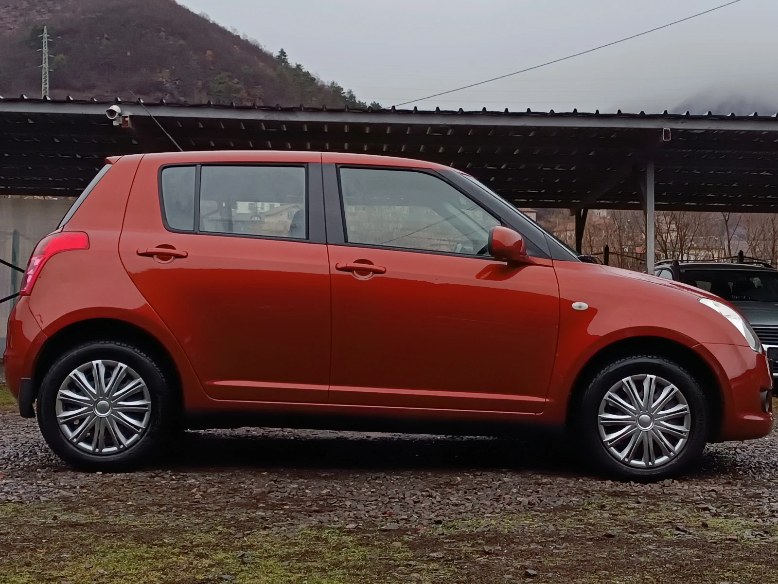 Suzuki Swift FACE LIFT-1.3i-90кс-4х4-КЛИМАТИК- - изображение 2