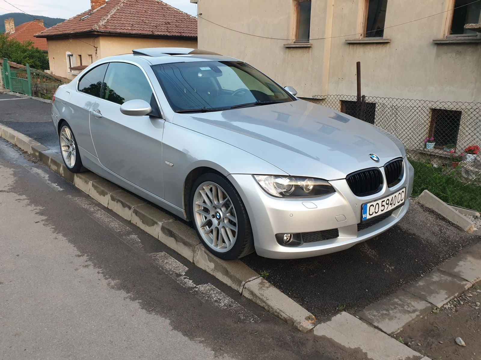 BMW 330 Keyless - изображение 8