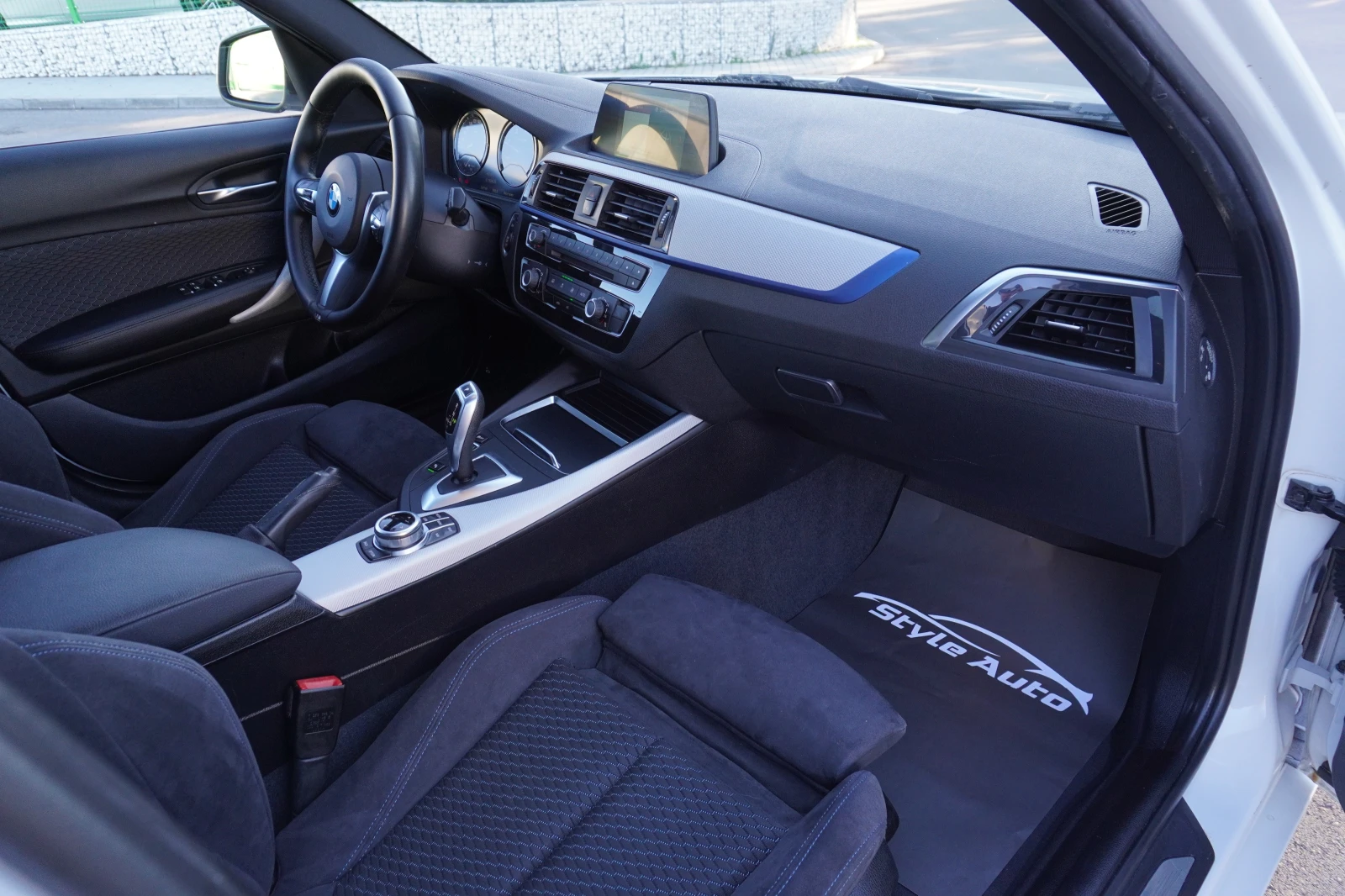 BMW 118 M Sport Shadow line FACELIFT EURO6D | Mobile.bg   15