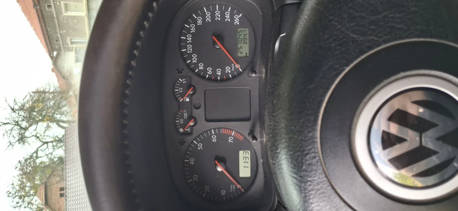 VW Golf 1.6 - изображение 8