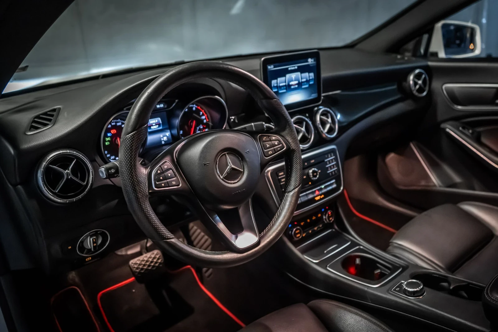 Mercedes-Benz CLA 250 4x4, Face, 2018, 90000km - изображение 8